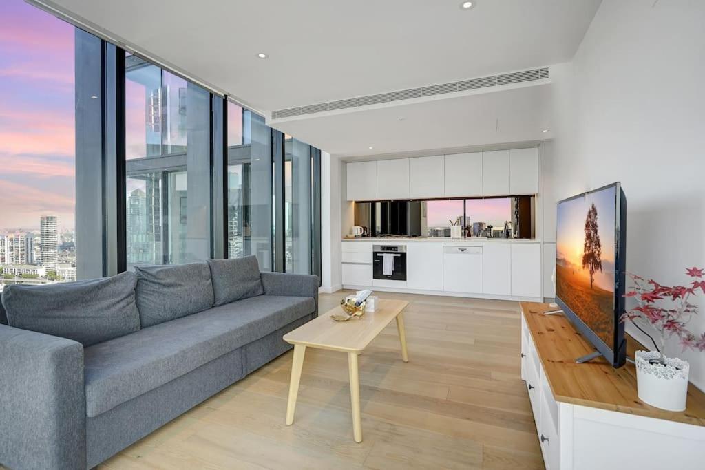 Wake Up In Front Of Water Bay Beckons- 2B2B1C Apartment Melbourne Bagian luar foto